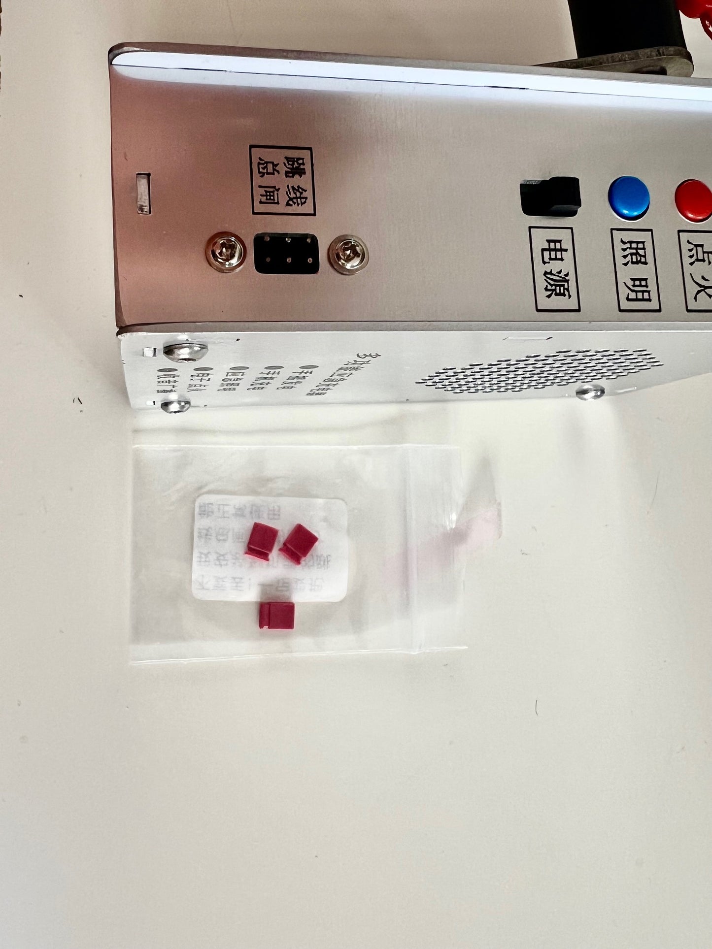 Hand Crank Emergency Radio with USB Charger & Lighter